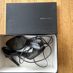 Women's shoes